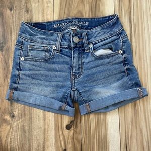 American eagle shorts size 00